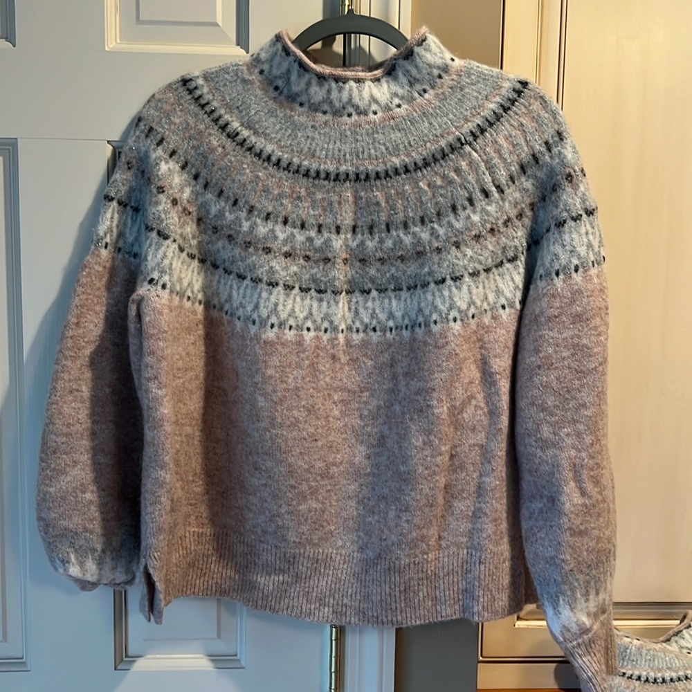 Vineyard vines sweater